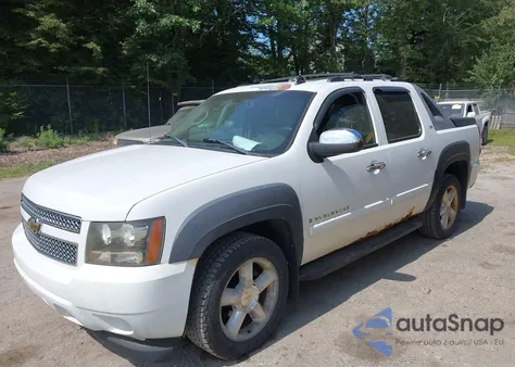 2007 Chevrolet Avalanche K1500 from USA, damaged, VIN 3GNFK12357G312457